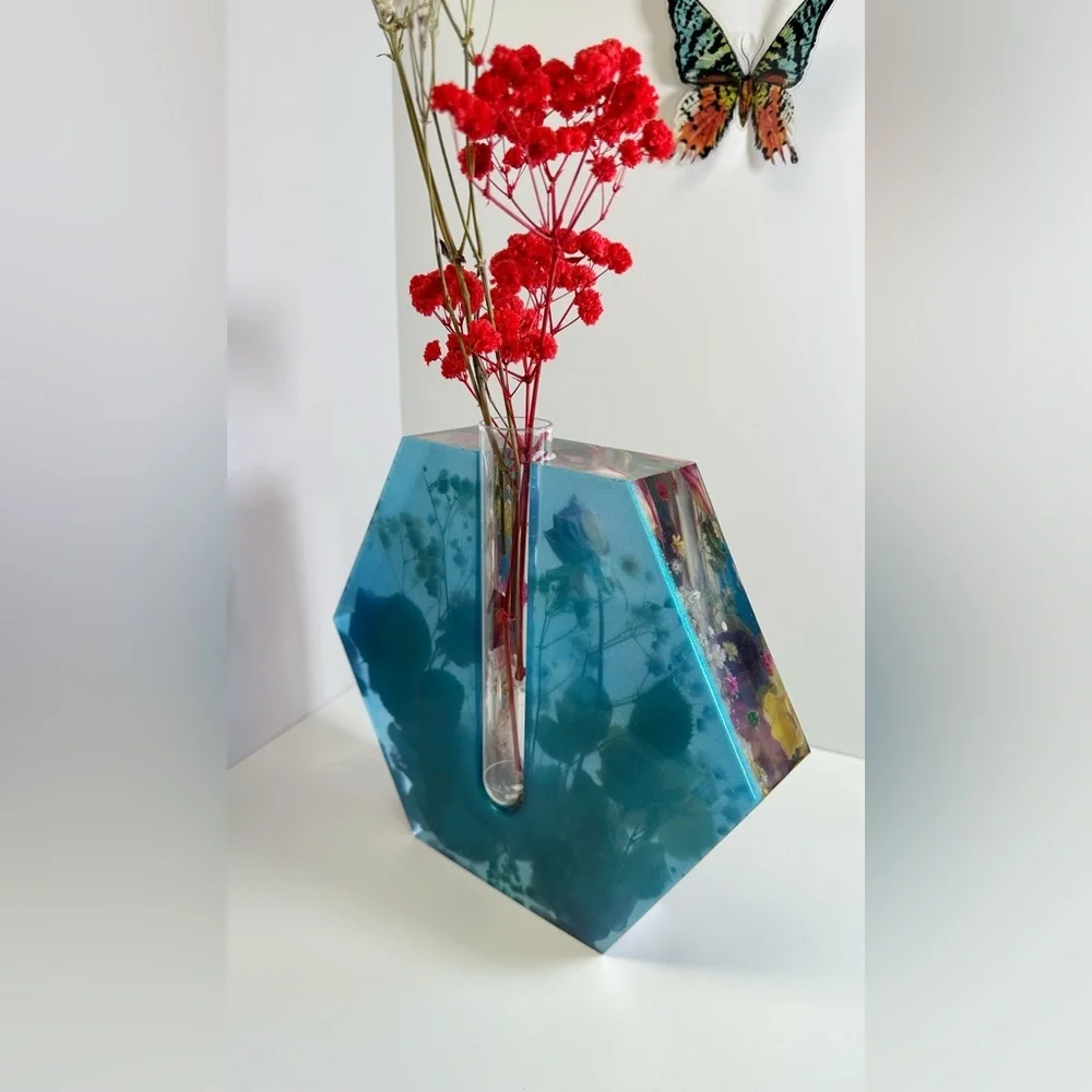 Real Dried Flower Resin Vase